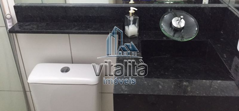 Apartamento à venda com 2 quartos, 40m² - Foto 5
