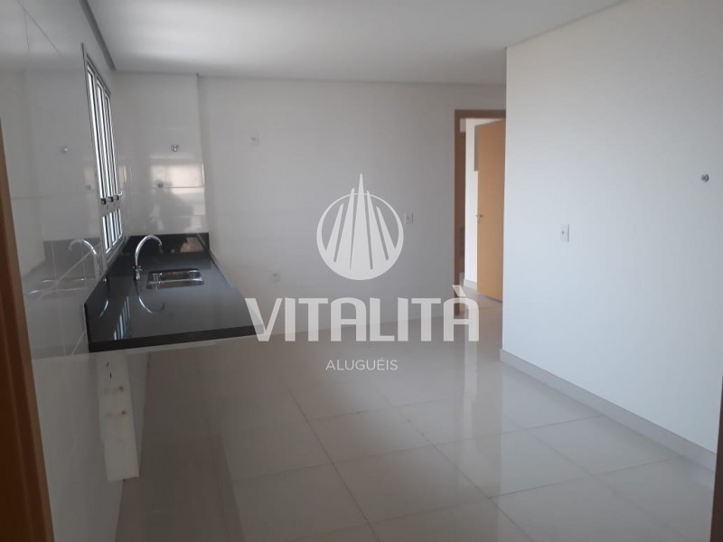 Apartamento à venda com 4 quartos, 245m² - Foto 25