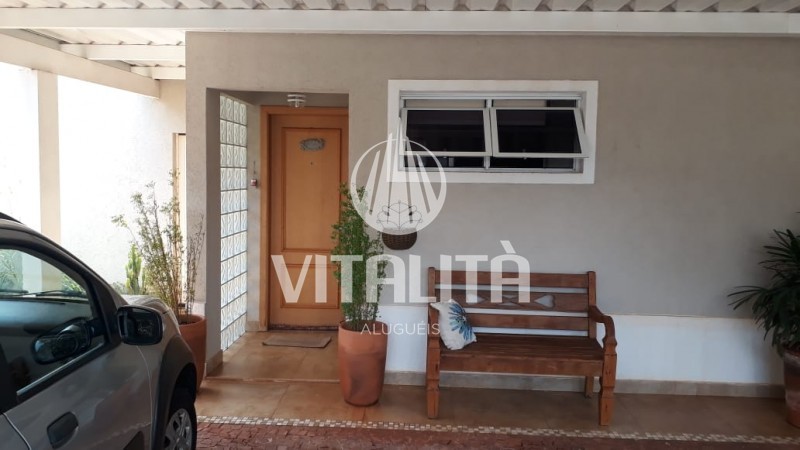 Casa à venda com 3 quartos, 210m² - Foto 3