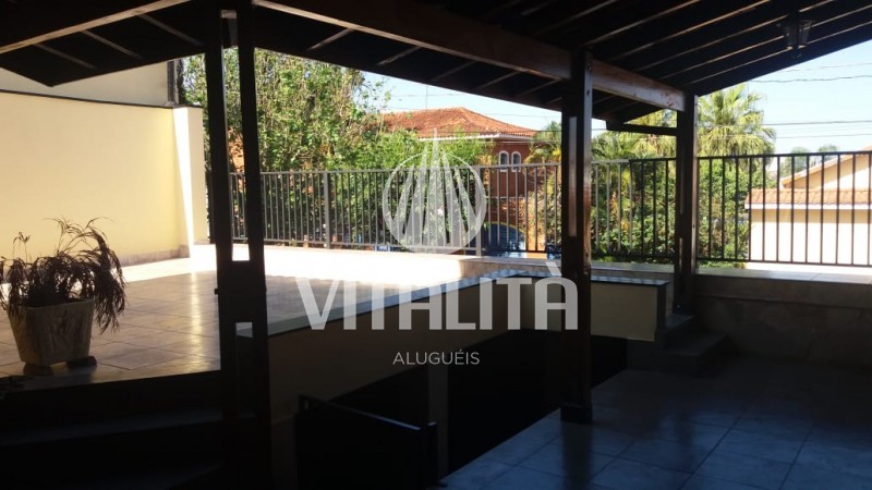 Casa à venda com 2 quartos, 318m² - Foto 19