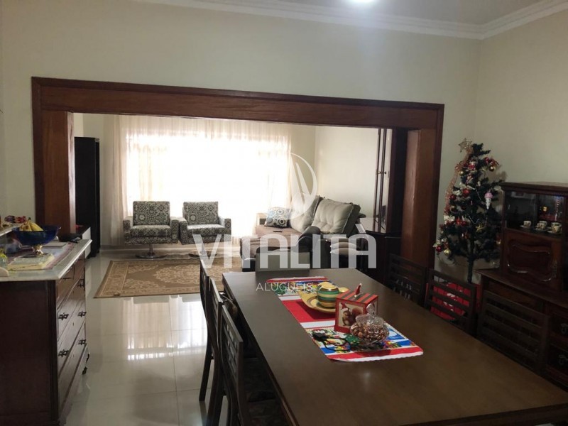 Casa à venda com 3 quartos, 182m² - Foto 3