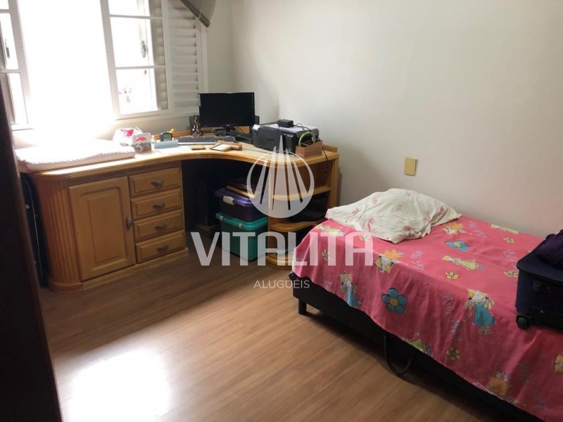 Casa à venda com 3 quartos, 182m² - Foto 13