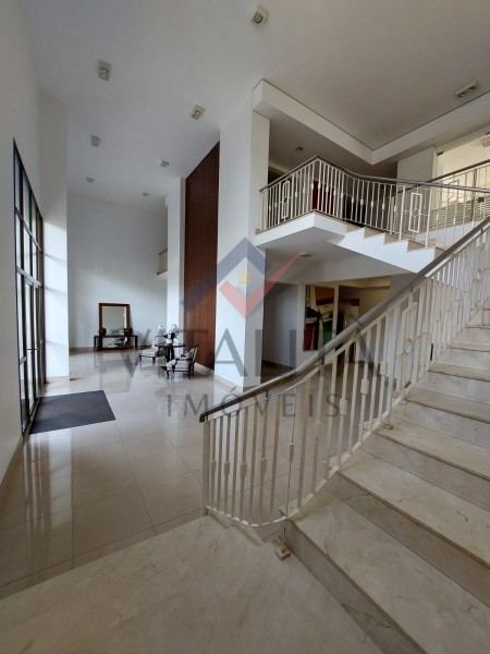 Apartamento à venda com 3 quartos, 142m² - Foto 11