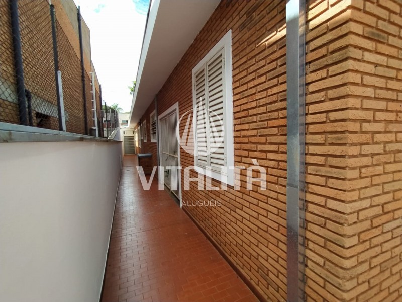 Casa para alugar com 3 quartos, 241m² - Foto 10