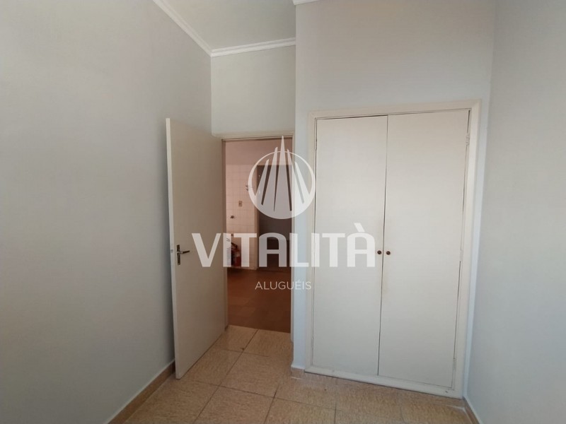 Casa para alugar com 3 quartos, 241m² - Foto 15