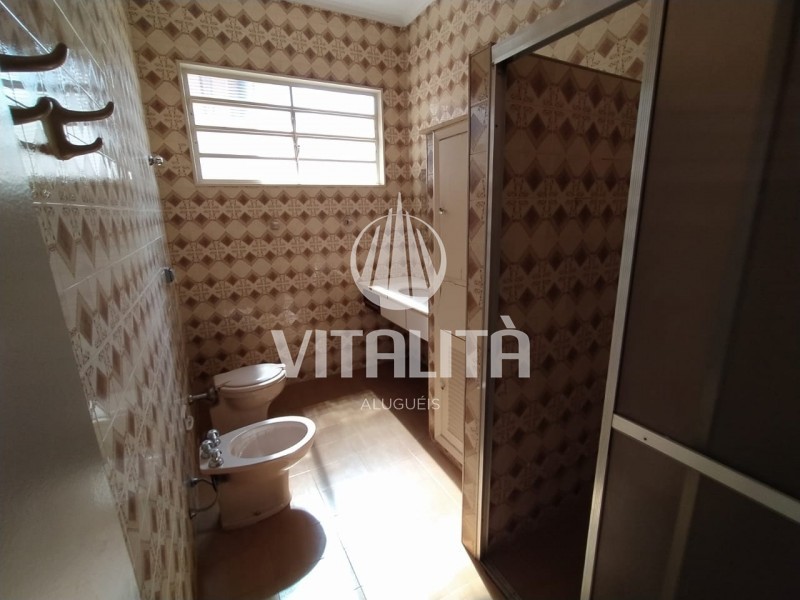 Casa para alugar com 3 quartos, 241m² - Foto 23