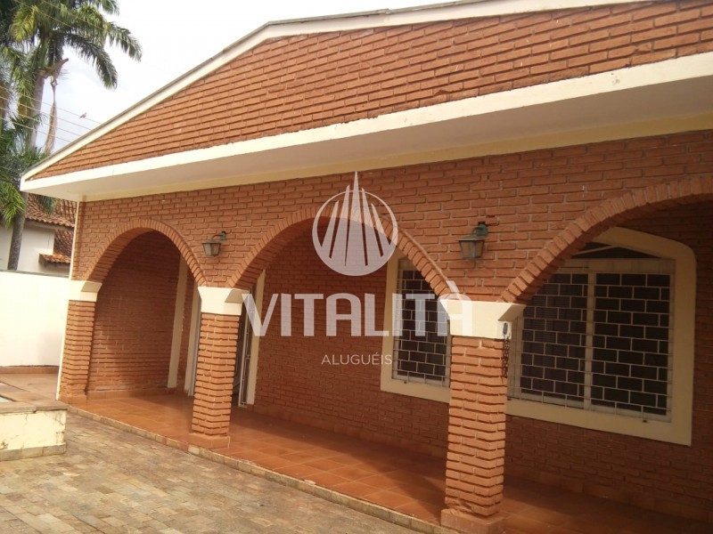 Casa à venda com 3 quartos, 190m² - Foto 4