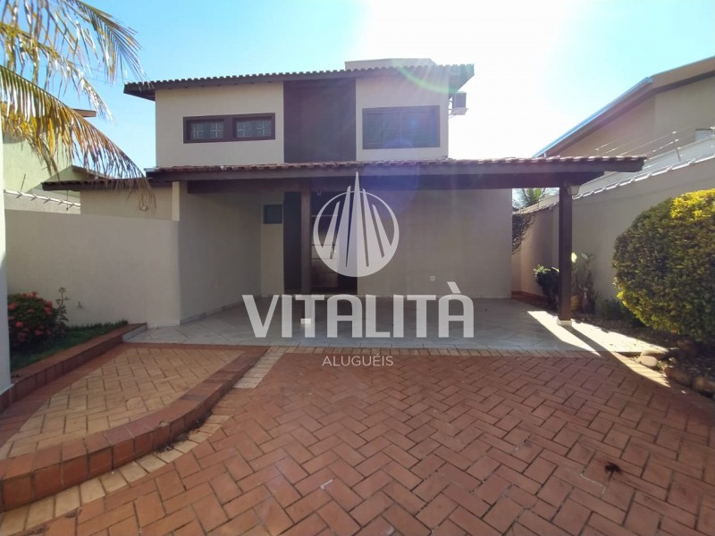 Casa, 3 quartos, 242 m² - Foto 2