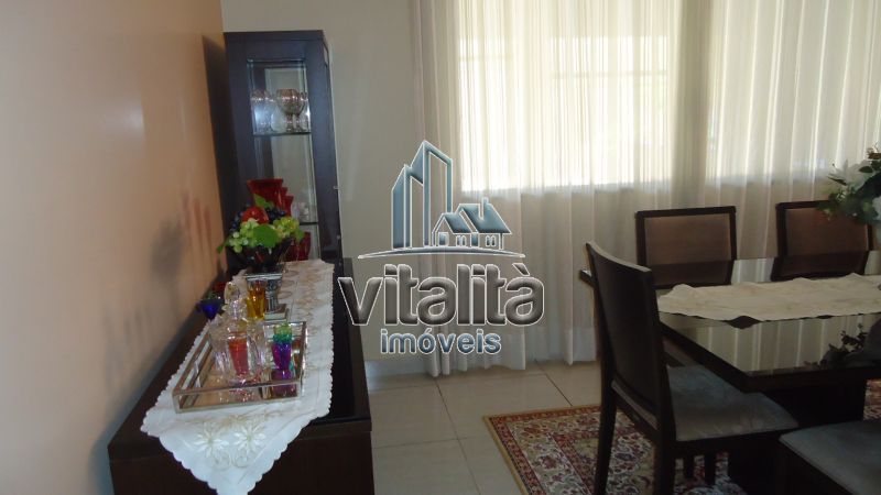 Casa à venda com 3 quartos, 270m² - Foto 16