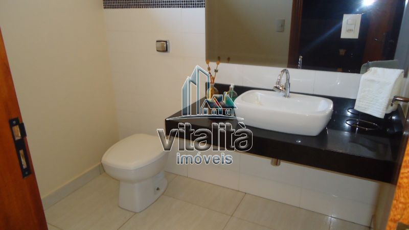 Casa à venda com 3 quartos, 270m² - Foto 23