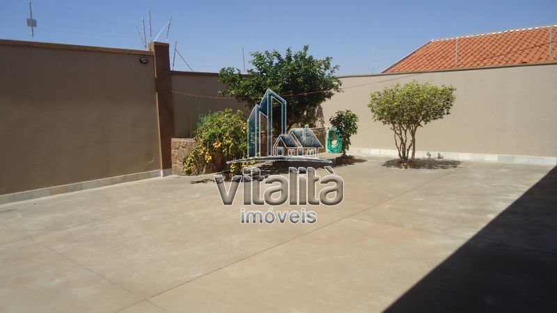 Casa à venda com 3 quartos, 270m² - Foto 33