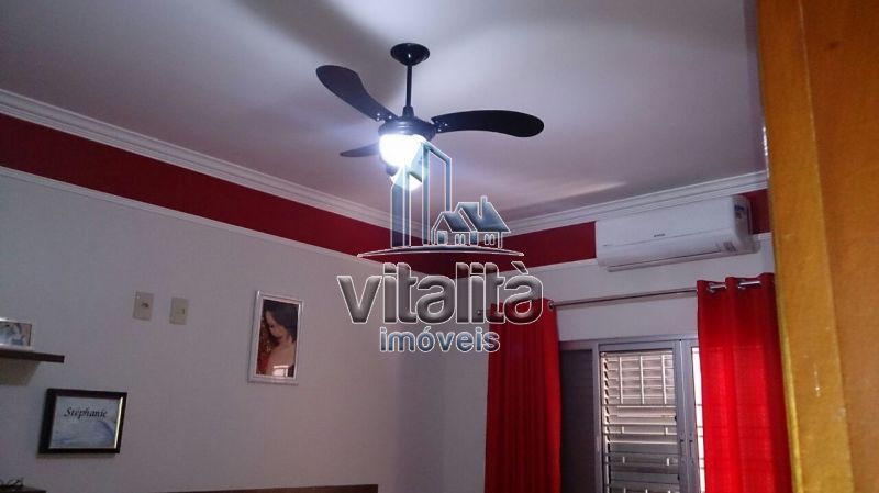 Casa à venda com 3 quartos, 270m² - Foto 45