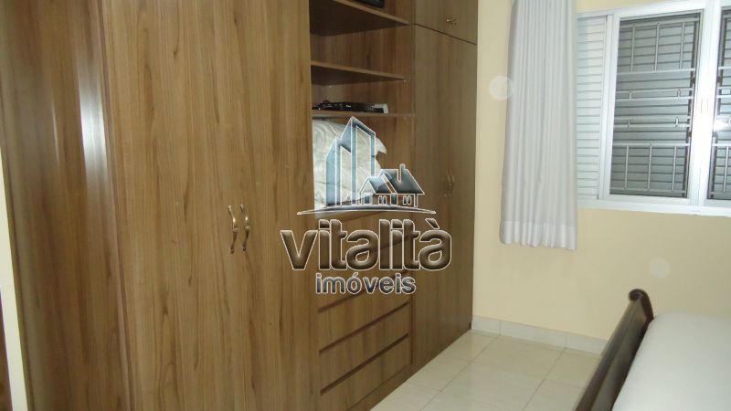 Casa à venda com 3 quartos, 270m² - Foto 9