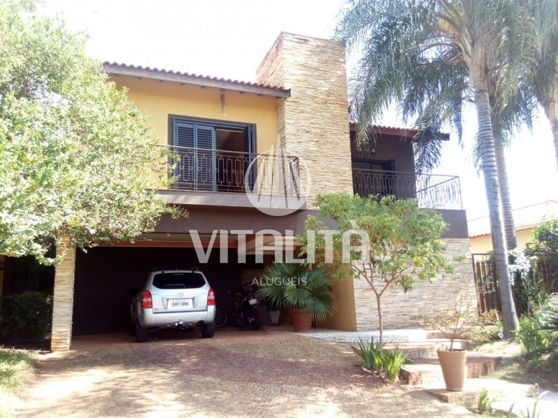 Casa à venda com 2 quartos, 330m² - Foto 1