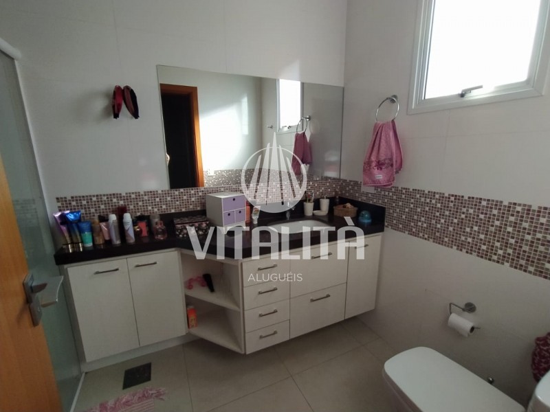 Casa à venda com 3 quartos, 226m² - Foto 22