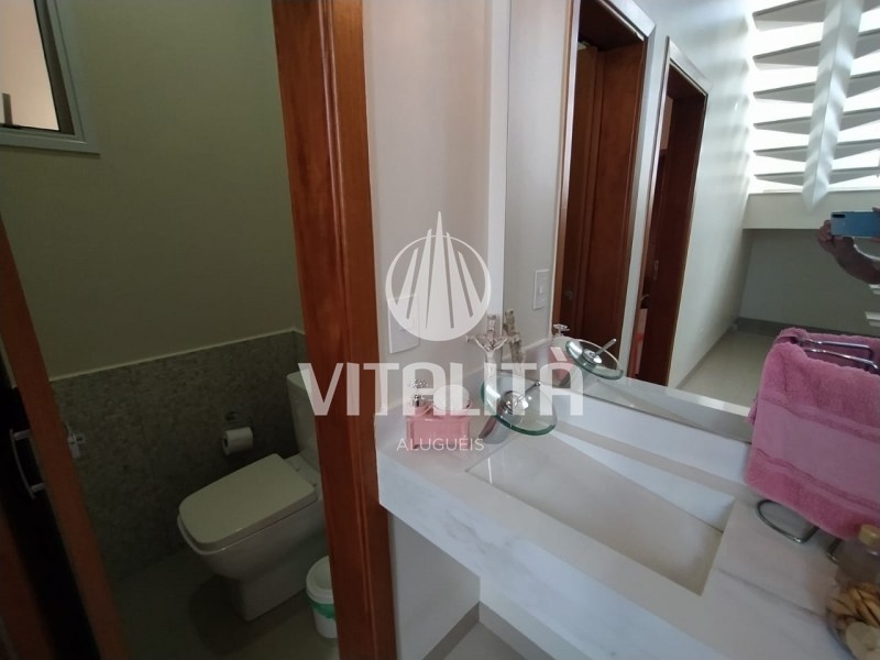 Casa à venda com 3 quartos, 226m² - Foto 5