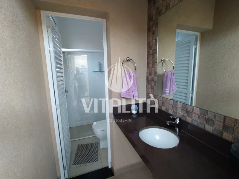 Casa à venda com 3 quartos, 226m² - Foto 12
