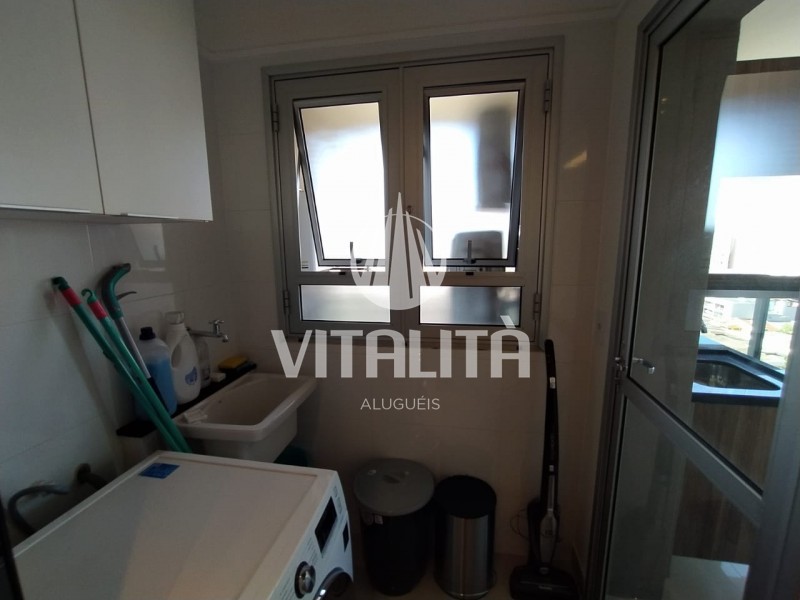 Apartamento para alugar com 2 quartos, 76m² - Foto 5