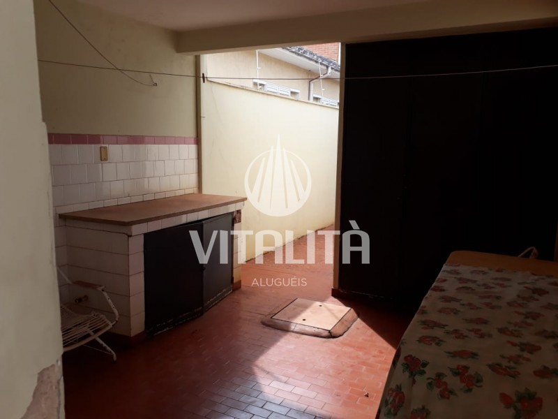 Casa à venda com 3 quartos, 226m² - Foto 20