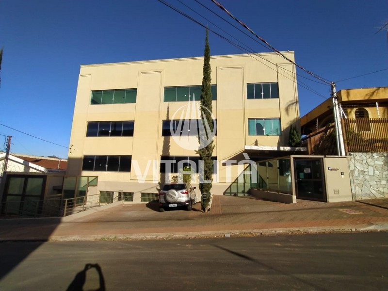 Prédio Inteiro para alugar, 500m² - Foto 1