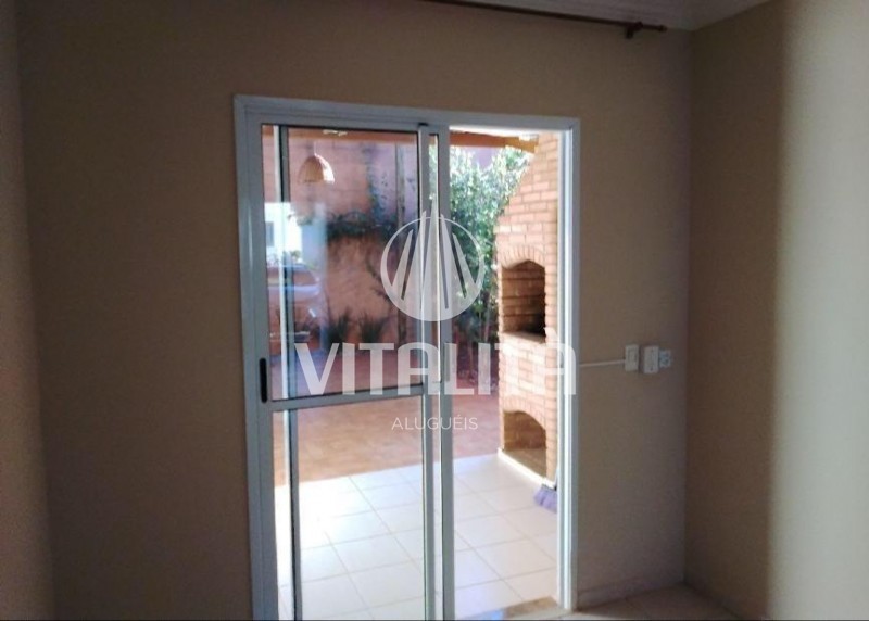 Casa, 3 quartos, 180 m² - Foto 1