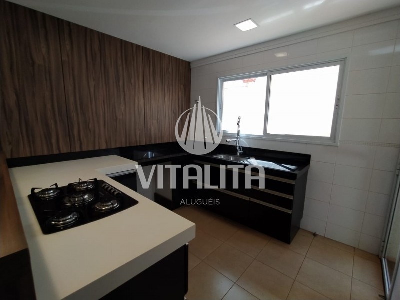 Casa à venda com 3 quartos, 292m² - Foto 6