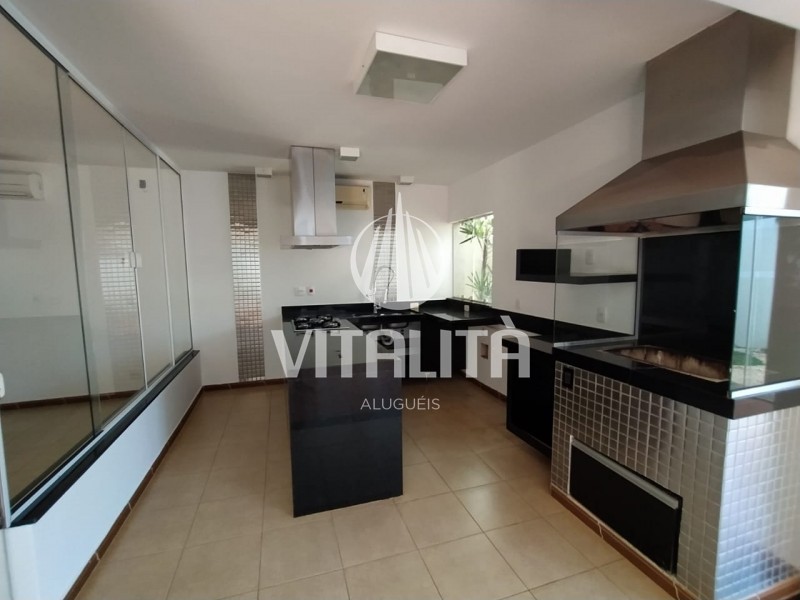 Casa à venda com 3 quartos, 292m² - Foto 31