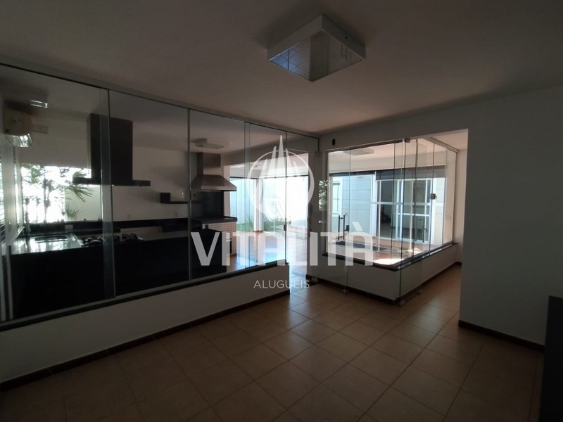 Casa à venda com 3 quartos, 292m² - Foto 30