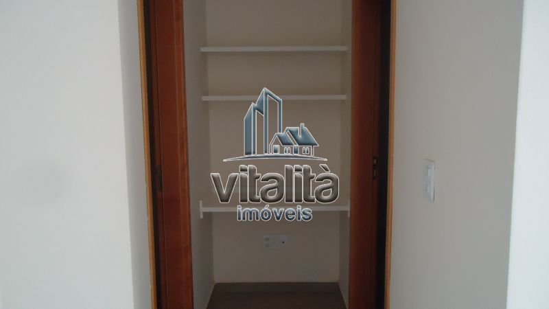 Apartamento à venda com 1 quarto, 40m² - Foto 8