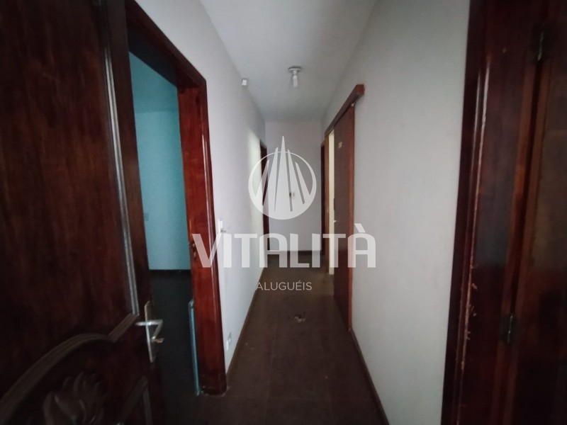 Casa à venda e aluguel com 9 quartos, 380m² - Foto 17