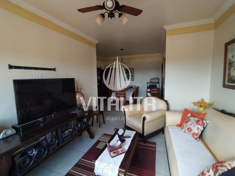 Apartamento à venda com 3 quartos, 110m² - Foto 2