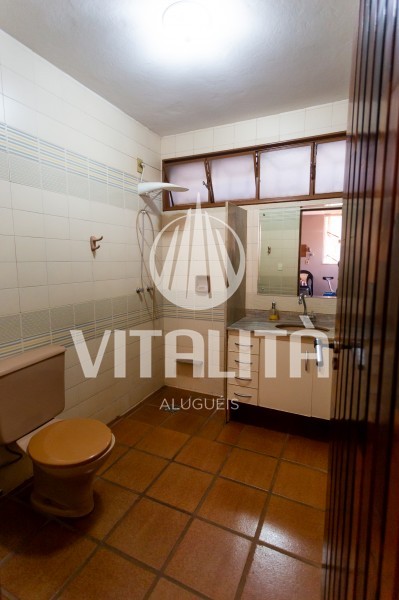 Casa à venda e aluguel com 3 quartos, 432m² - Foto 42