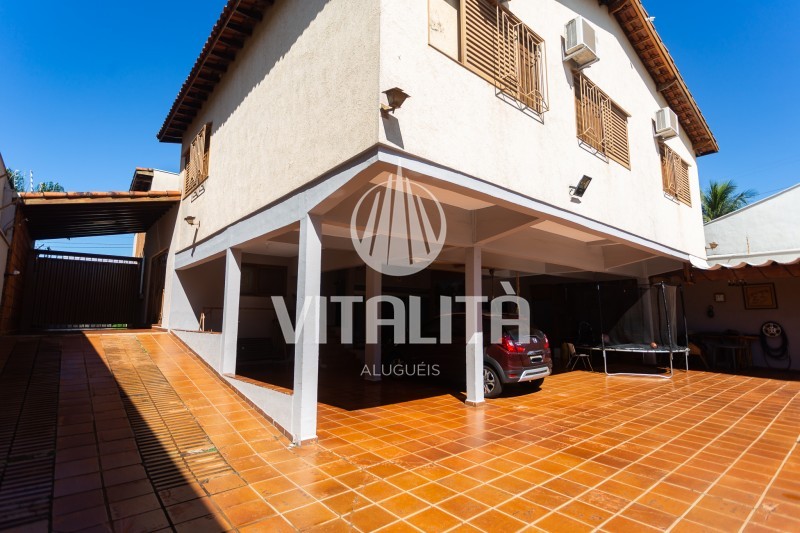 Casa à venda e aluguel com 3 quartos, 432m² - Foto 37