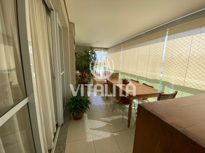 Apartamento à venda com 3 quartos, 153m² - Foto 5