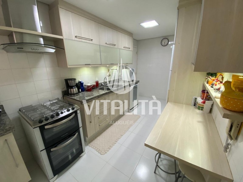 Apartamento à venda com 3 quartos, 153m² - Foto 8
