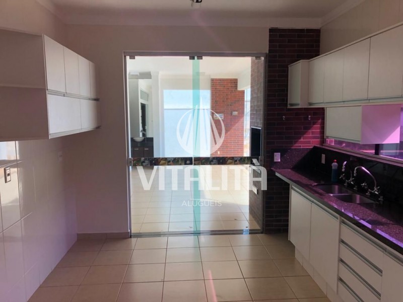 Casa, 3 quartos, 260 m² - Foto 8