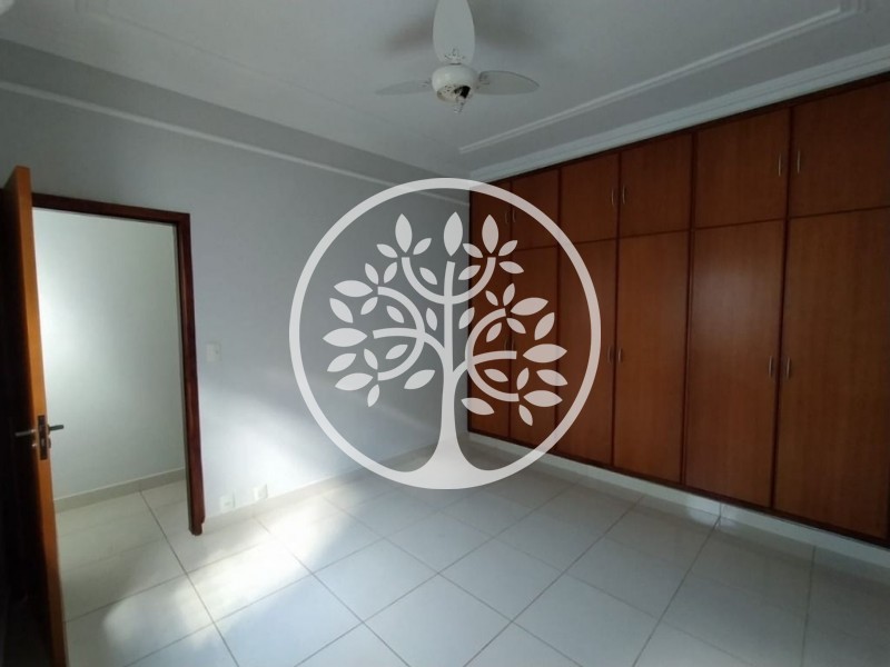 Casa à venda com 3 quartos, 164m² - Foto 8
