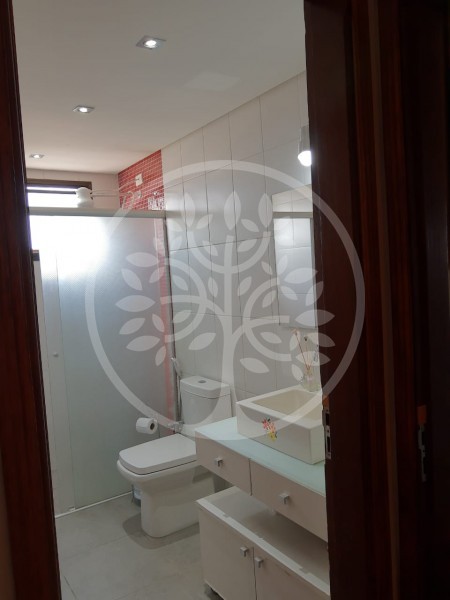 Apartamento à venda com 3 quartos, 122m² - Foto 19