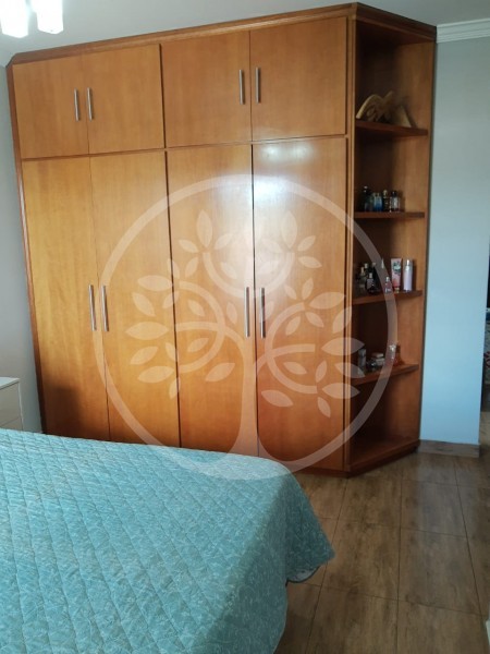 Apartamento à venda com 3 quartos, 122m² - Foto 13