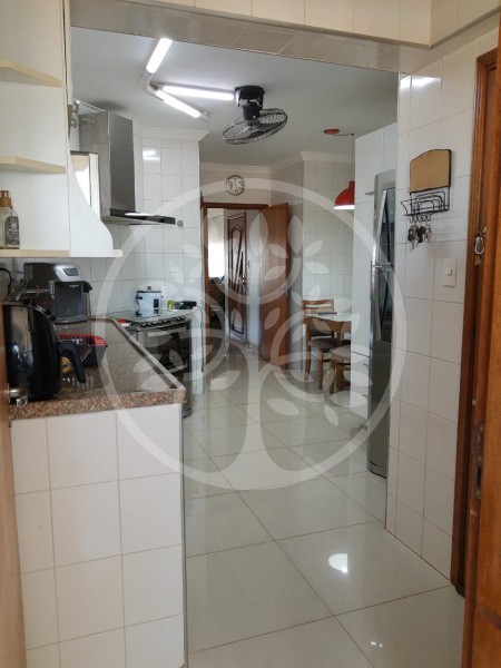 Apartamento à venda com 3 quartos, 122m² - Foto 5