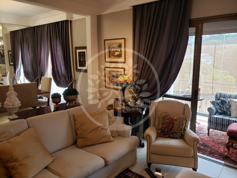 Apartamento à venda com 3 quartos, 142m² - Foto 6