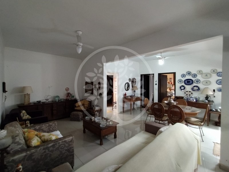 Casa, 3 quartos, 213 m² - Foto 1