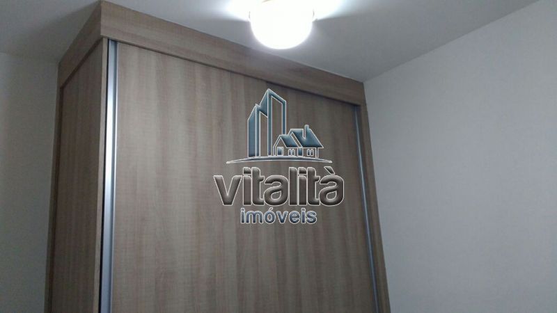 Apartamento à venda com 2 quartos, 47m² - Foto 2