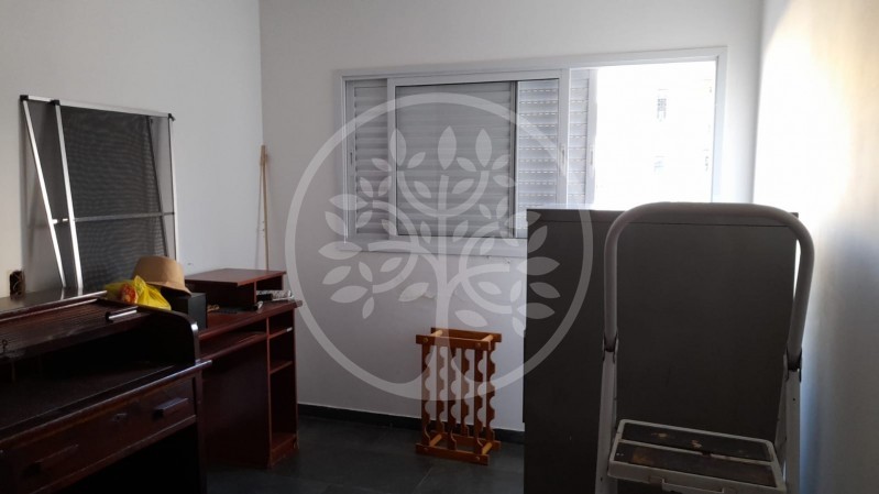 Apartamento à venda com 2 quartos, 72m² - Foto 3