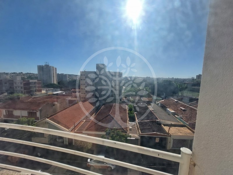 Apartamento à venda com 2 quartos, 68m² - Foto 6
