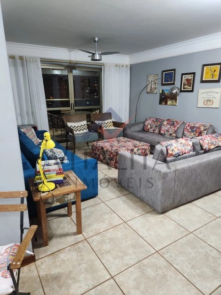 Apartamento à venda com 4 quartos, 196m² - Foto 3