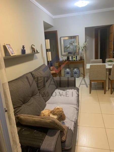 Apartamento à venda com 2 quartos, 70m² - Foto 1