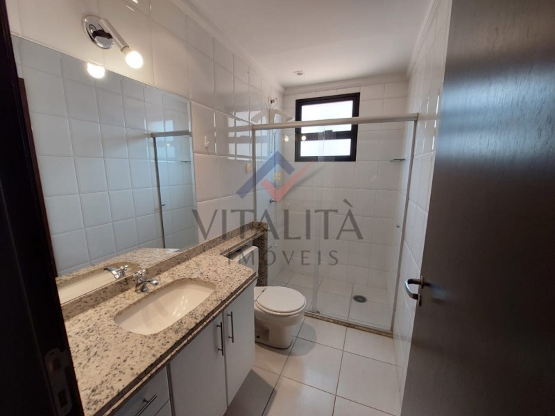Apartamento para alugar com 3 quartos, 140m² - Foto 16