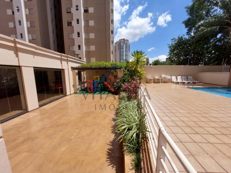 Apartamento para alugar com 3 quartos, 140m² - Foto 35