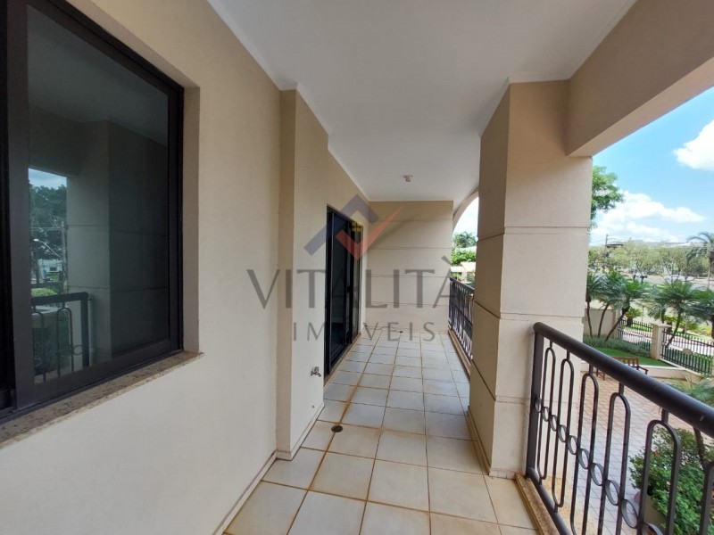 Apartamento para alugar com 3 quartos, 140m² - Foto 7